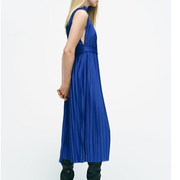 NWT Zara Voluminous Pleated Dress - Picture 5 of 12